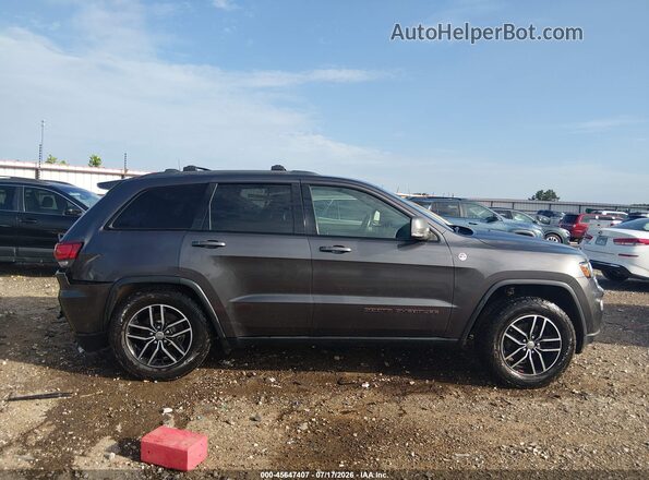 1C4RJFLG6HC614352 2017 JEEP GRAND CHEROKEE Серый Вид задней части салона