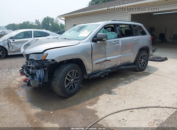 1C4RJFLG6HC667715 2017 JEEP GRAND CHEROKEE Silver წინა მარცხენა ხედი სამი მეოთხედიდან