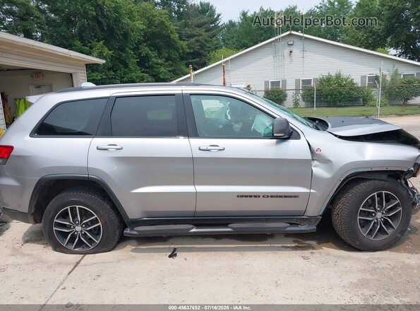1C4RJFLG6HC667715 2017 JEEP GRAND CHEROKEE Silver უკანა სალონის ხედი
