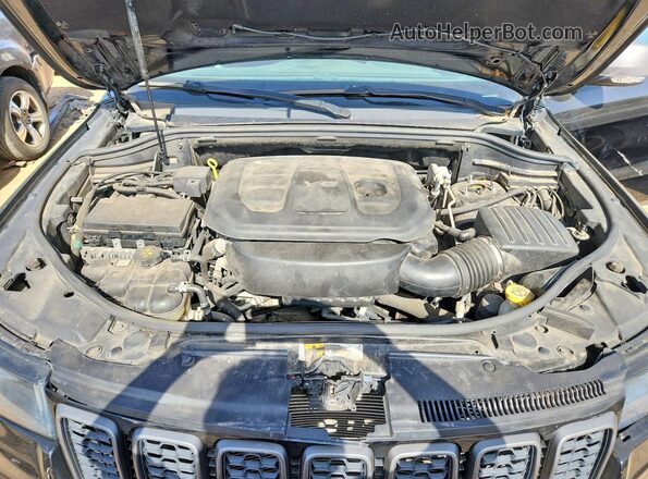 1C4RJFLG6JC394863 2018 JEEP GRAND Black უკანა სალონის ხედი