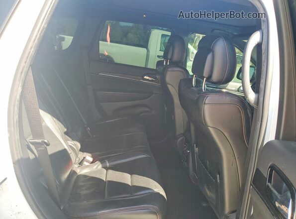 1C4RJFLT4LC272633 2020 JEEP GRAND White Rear interior view