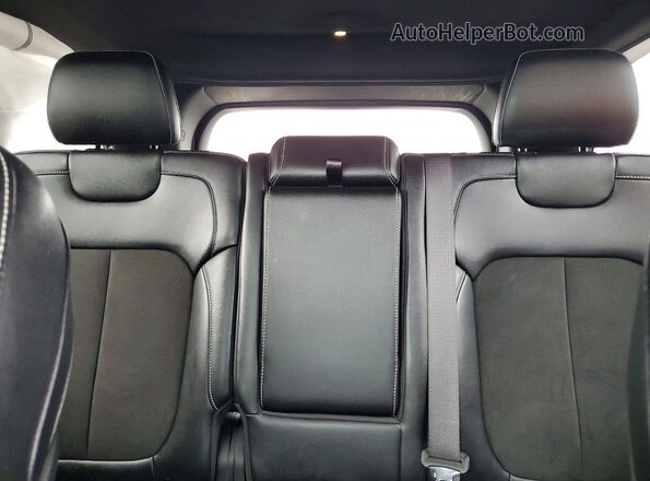 1C4RJHAG0PC515801 2023 JEEP GRAND White Rear seats view