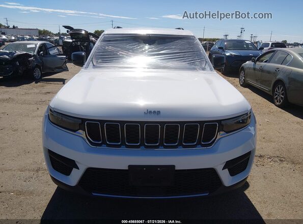 1C4RJHAG1PC619360 2023 JEEP GRAND CHEROKEE Белый Вид задней части салона