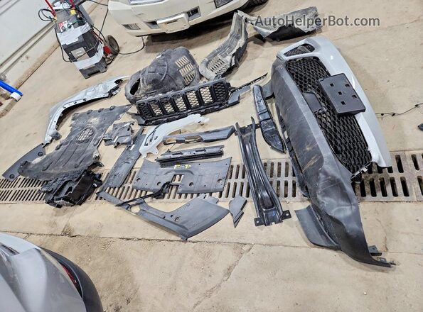 1C4RJHAG1SC278812 2025 JEEP GRAND Gray VIN კოდის სტიკერის ხედი