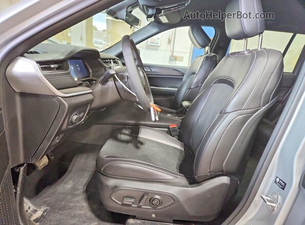 1C4RJHAG1SC278812 2025 JEEP GRAND Gray წინა სალონის ხედი