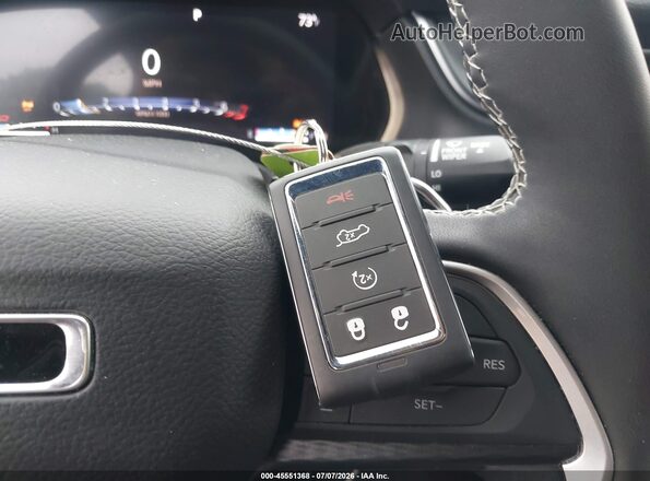 1C4RJHAG2SC304334 2025 JEEP GRAND CHEROKEE Black Widok deski rozdzielczej