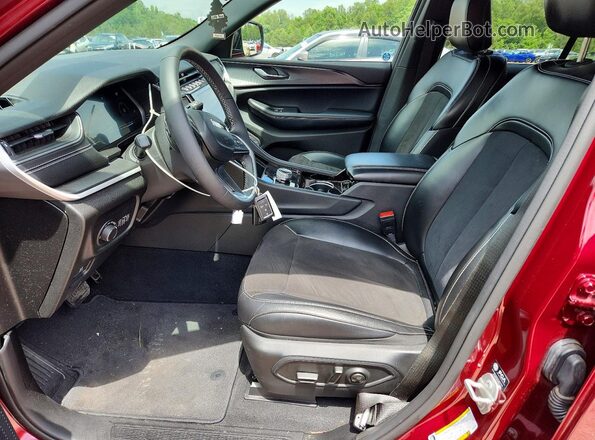 1C4RJHAG3PC548887 2023 JEEP GRAND Burgundy Front interior view