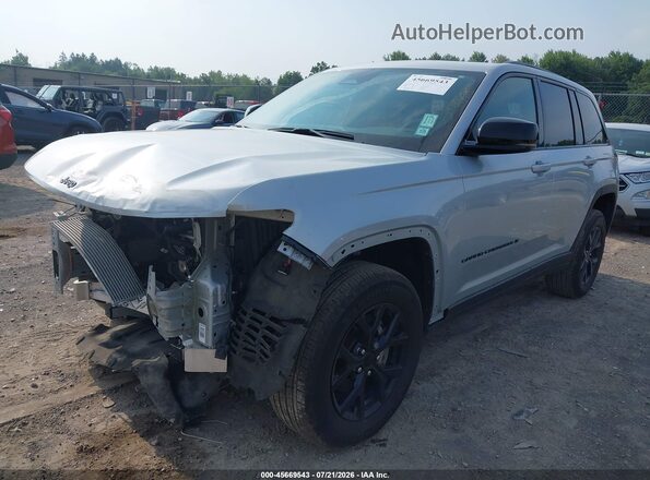 1C4RJHAG8SC320814 2025 JEEP GRAND CHEROKEE Silver Przód lewy
