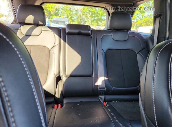 1C4RJHAGXSC265704 2025 JEEP GRAND White Widok tylnych siedzeń