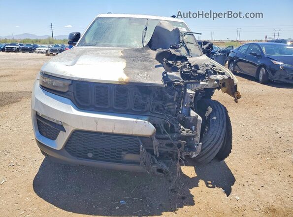 1C4RJHBG0PC612415 2023 JEEP GRAND Silver Widok z przodu