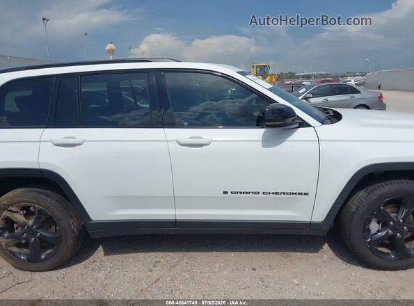 1C4RJHBG1SC320488 2025 JEEP GRAND CHEROKEE White Rear interior view