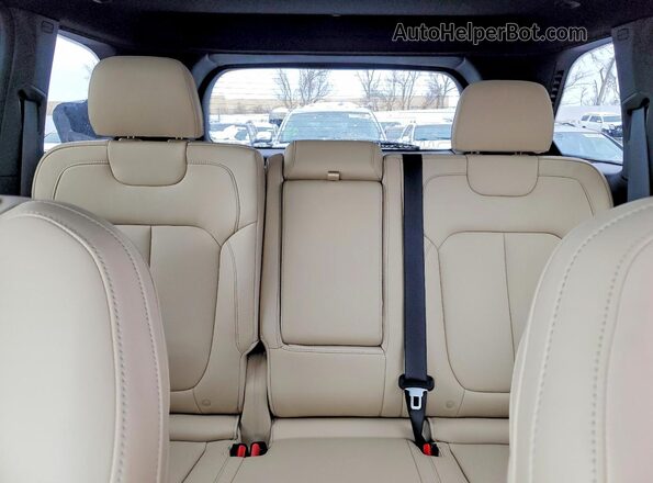1C4RJHBG2R8513357 2024 JEEP GRAND White Vista de los asientos traseros