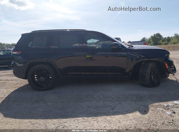 1C4RJHBG3PC538214 2023 JEEP GRAND CHEROKEE Black Widok wnętrza 360 stopni
