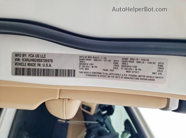 1C4RJHBG9S8735979 2025 JEEP GRAND Белый Вид наклейки с VIN-кодом