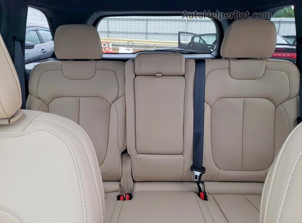 1C4RJHBG9S8735979 2025 JEEP GRAND Белый Вид задних сидений