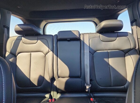 1C4RJHBG9SC352945 2025 JEEP GRAND White Vista de los asientos traseros