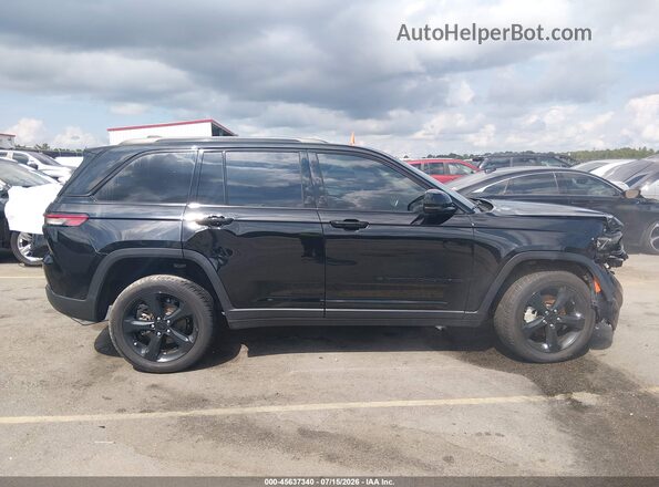 1C4RJHBGXPC518851 2023 JEEP GRAND CHEROKEE Black Widok wnętrza z tyłu