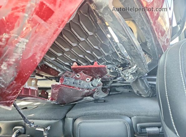 1C4RJHBR2TC200539 2026 JEEP GRAND Maroon Widok tylnych siedzeń