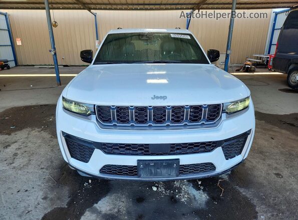 1C4RJHBR2TC239597 2026 JEEP GRAND Белый Вид спереди