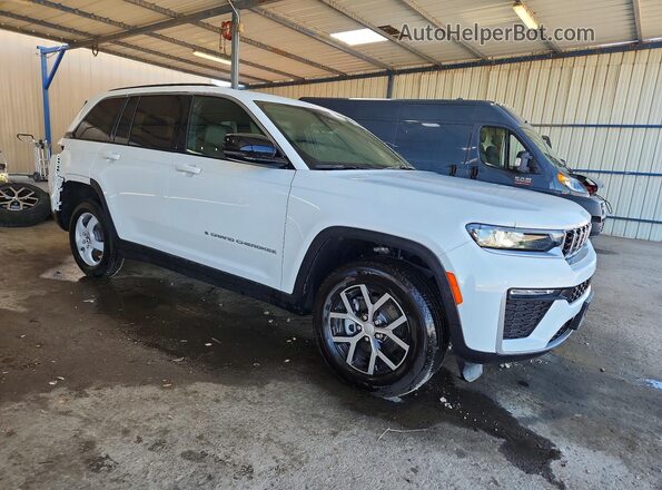1C4RJHBR2TC239597 2026 JEEP GRAND Белый Передняя правая четверть