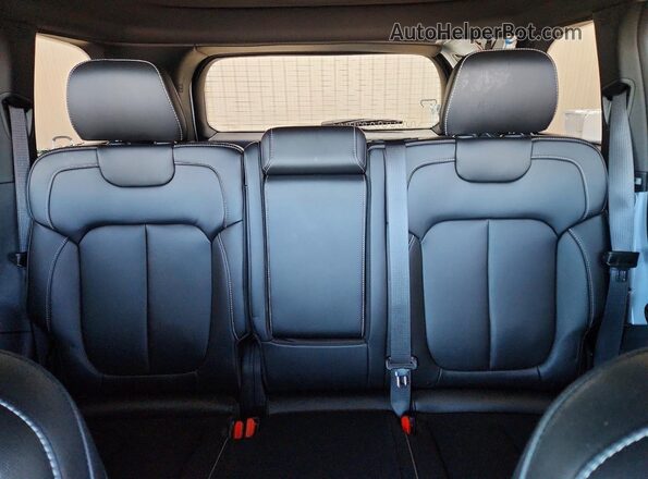 1C4RJHBR2TC239597 2026 JEEP GRAND Белый Вид задних сидений