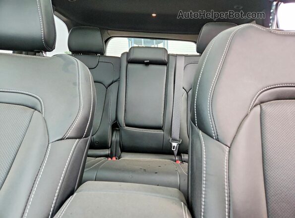 1C4RJHBR4TC249404 2026 JEEP GRAND Black უკანა სავარძლების ხედი