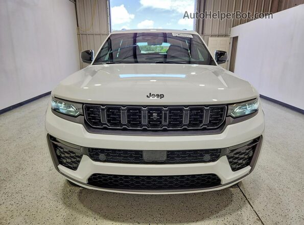 1C4RJHBR4TC282872 2026 JEEP GRAND White Դիմացի տեսք