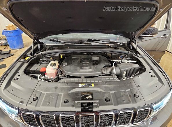 1C4RJHDG0N8587917 2022 JEEP GRAND Gray Widok komory silnika