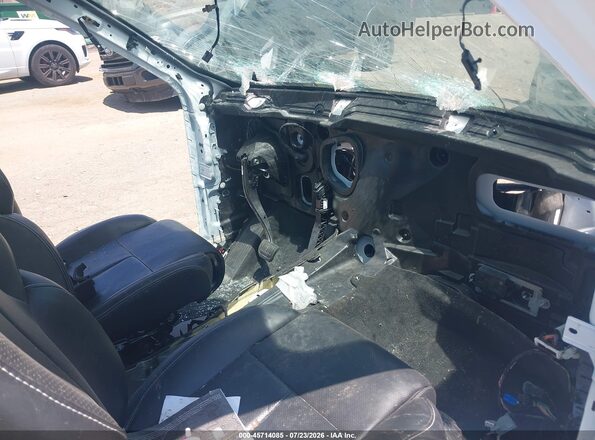 1C4RJHDG2N8629424 2022 JEEP GRAND CHEROKEE Белый Вид салона спереди
