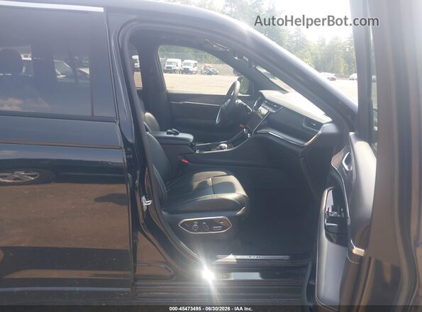 1C4RJHDG2PC593914 2023 JEEP GRAND CHEROKEE Black Front interior view