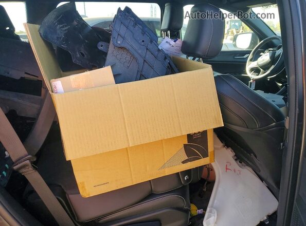 1C4RJKAG3R8562498 2024 JEEP GRAND Gray Rear interior view