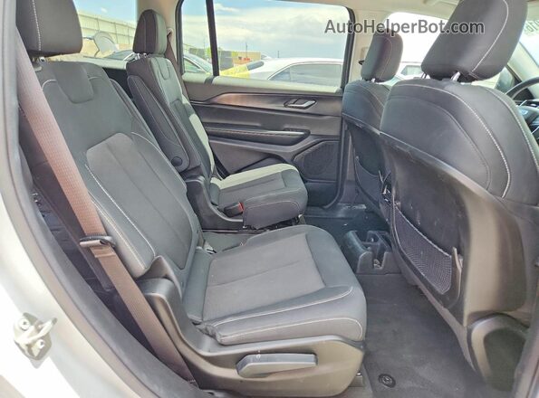 1C4RJKAG6P8894948 2023 JEEP GRAND White Vista interior trasera
