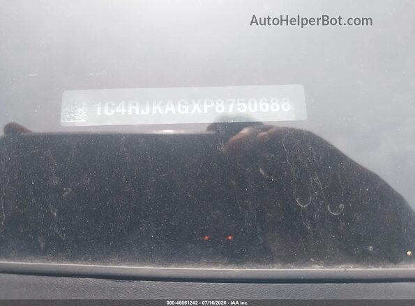 1C4RJKAGXP8750688 2023 JEEP GRAND CHEROKEE L Black ძრავის განყოფილების ხედი