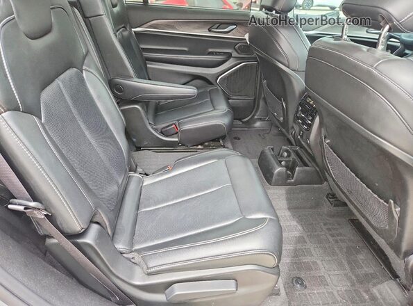 1C4RJKBG1N8564498 2022 JEEP GRAND Silver Rear seats view