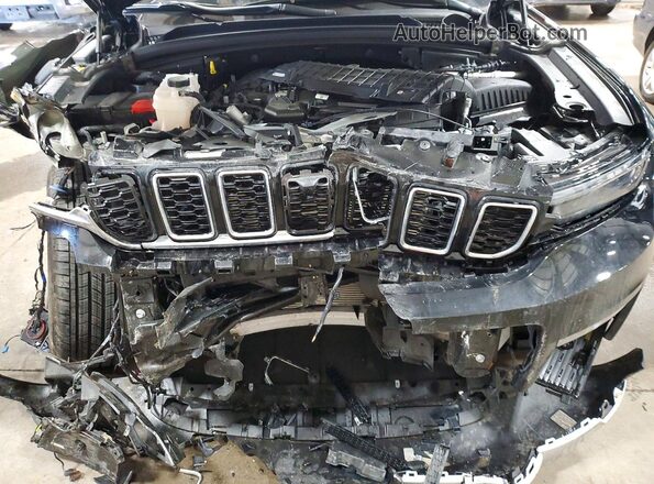 1C4RJKBG2S8709785 2025 JEEP GRAND Черный Вид подкапотного пространства