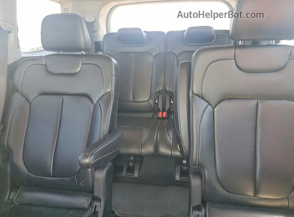 1C4RJKBG3N8550845 2022 JEEP GRAND Silver Հետևի նստատեղերի տեսք