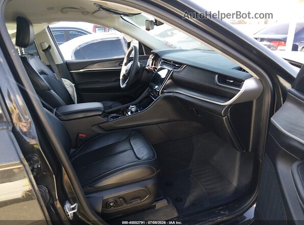 1C4RJKBG3P8736372 2023 JEEP GRAND CHEROKEE L Черный Вид салона спереди