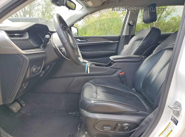 1C4RJKBG8M8180880 2021 JEEP GRAND Белый Вид салона спереди
