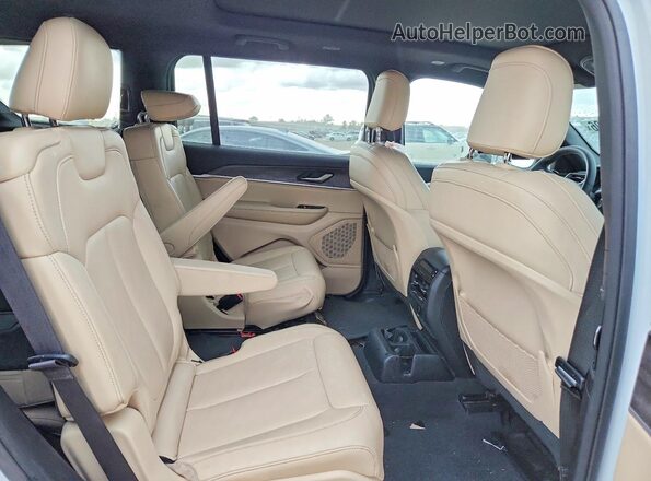 1C4RJKBG9P8795698 2023 JEEP GRAND White Սալոնի հետևի տեսք