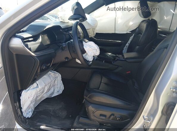 1C4RJKDG1P8731216 2023 JEEP GRAND CHEROKEE L Silver წინა სალონის ხედი