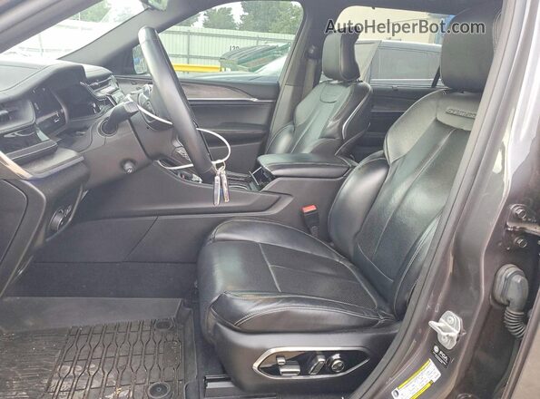 1C4RJKDG4P8100301 2023 JEEP GRAND Серый Вид салона спереди
