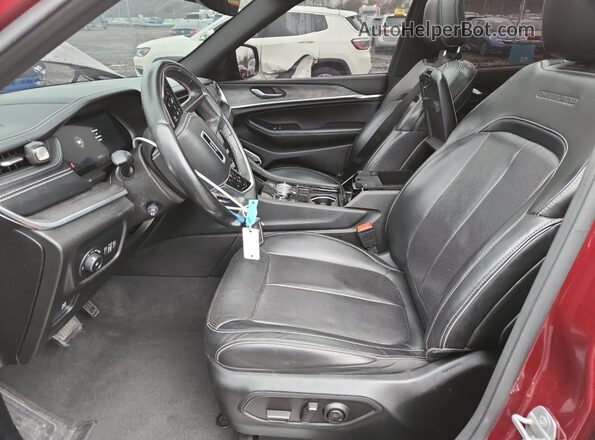 1C4RJKDGXM8130995 2021 JEEP GRAND Red Front interior view