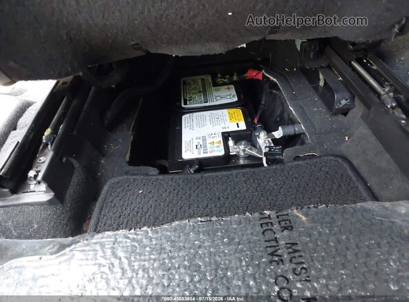 1C4RJKEG0M8127585 2021 JEEP GRAND CHEROKEE L Silver Դիմացի տեսք