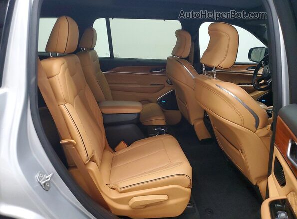 1C4RJKEG5M8102634 2021 JEEP GRAND Silver Вид задньої частини салону