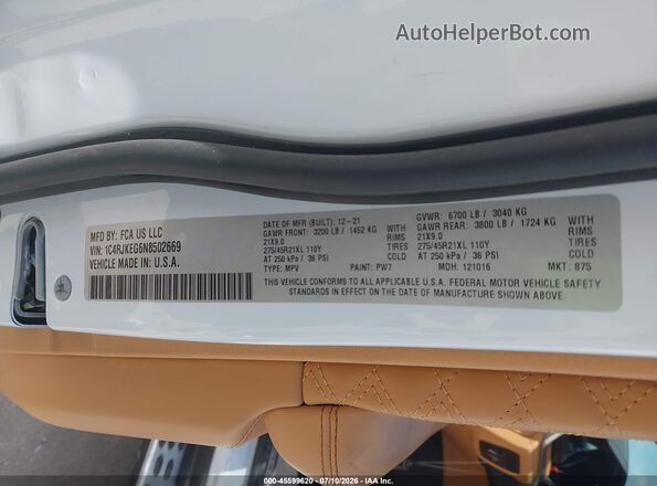 1C4RJKEG6N8502669 2022 JEEP GRAND CHEROKEE L White Вид підкапотного простору