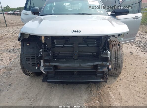 1C4RJKER1T8566388 2026 JEEP GRAND CHEROKEE L Silver Front view