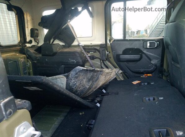 1C4RJXDG5SW603157 2025 JEEP WRANGLER Green Вид задньої частини салону