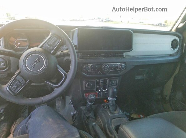 1C4RJXDG5SW603157 2025 JEEP WRANGLER Green Вид панелі приладів