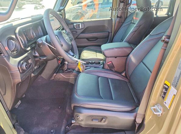 1C4RJXFN3SW626013 2025 JEEP WRANGLER Желто-коричневый Вид салона спереди