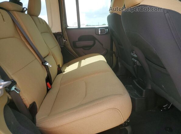 1C4RJXN6XSW576642 2025 JEEP WRANGLER Зеленый Вид задней части салона